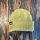 Helm Beanie (neue Farben – Deal: 3 für 50) in Senfgrün