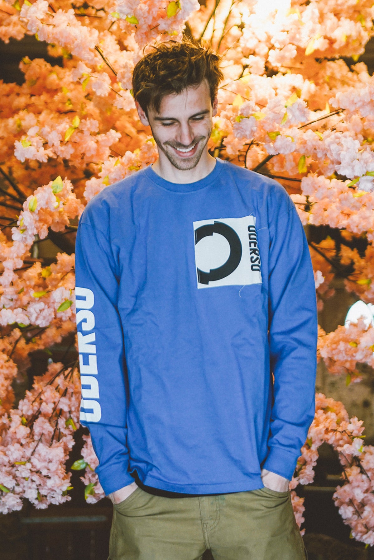 Longsleeve Shirt Royal Blue mit Baumwoll Patch